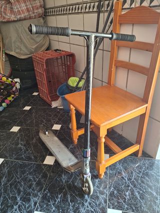 Patinete scooter bastante usada 