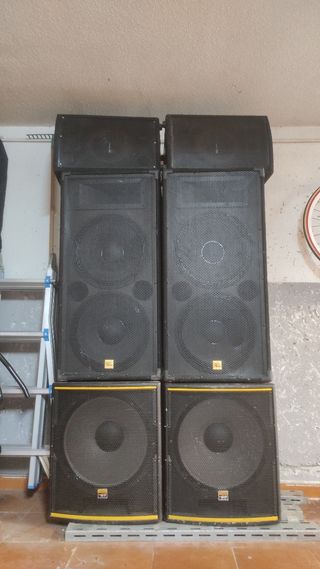 Equipo de sonido disco móvil