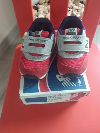 Scarpe bambino numero 23