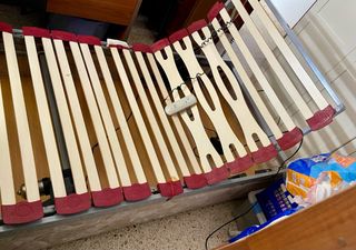 Cama articulada con canape y mando a diatancia