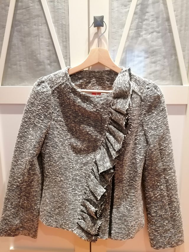 Americana corta de lana