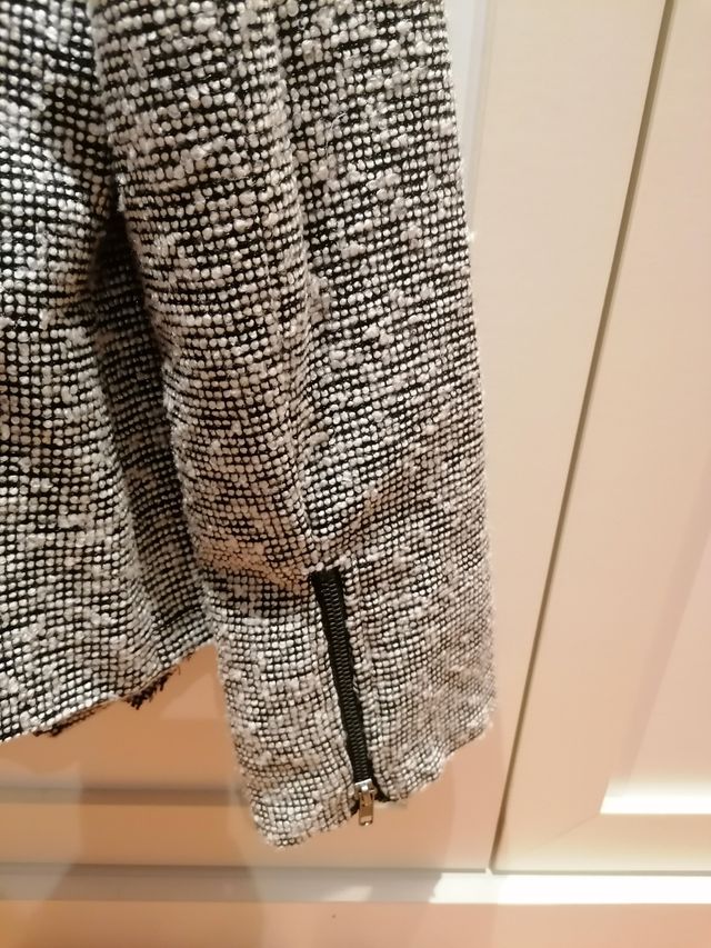 Americana corta de lana