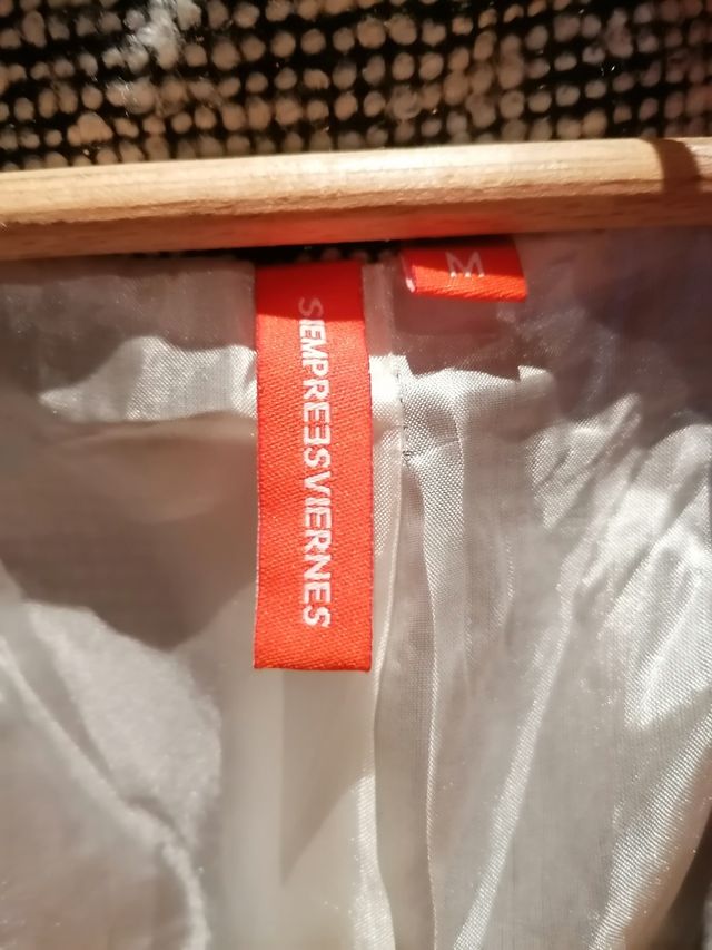 Americana corta de lana