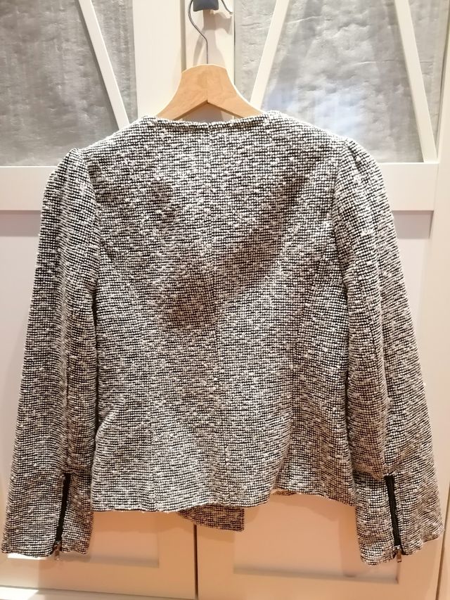 Americana corta de lana