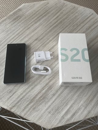 Samsung S20 FE 5G como nuevo