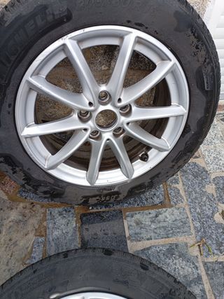 Llantas BMW con neumáticos 205 60 R16