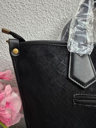 Bolso negro nuevo