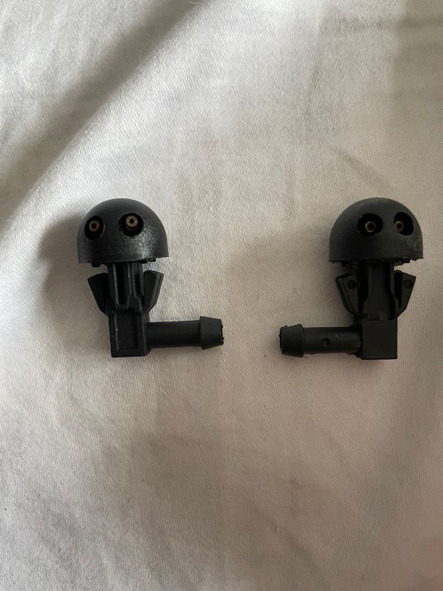 Tobera limpia parabrisas Peugeot 207