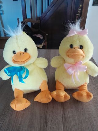 Peluche papero fiocco rosa 