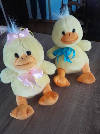 Peluche papero fiocco rosa 