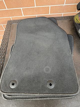 Set tappetini Mopar 500x