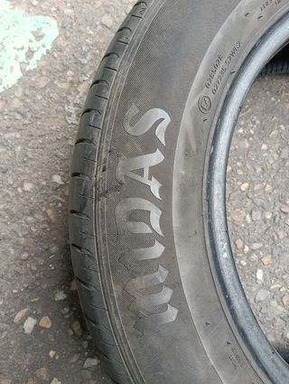 Neumaticos MIDAS