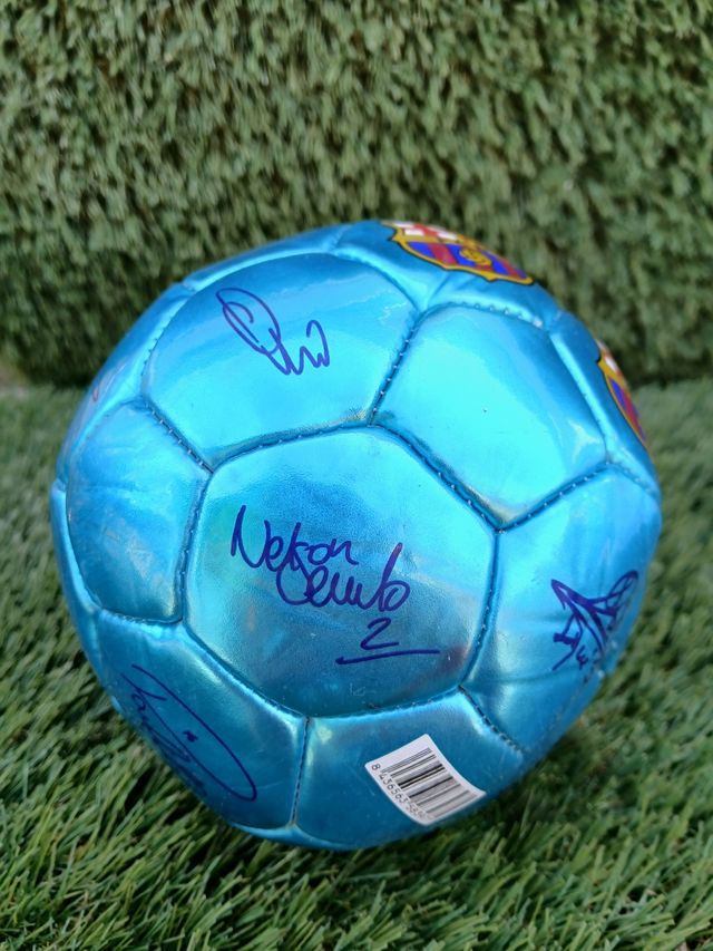 Balón de fútbol pequeño fcb