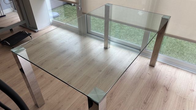 Mesa cristal templado nueva!
