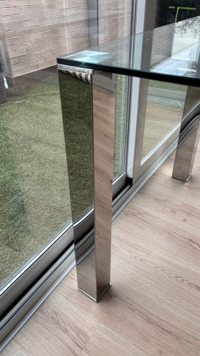 Mesa cristal templado nueva!