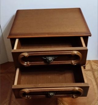 Mesita,dormitorio,y,otros,usos.