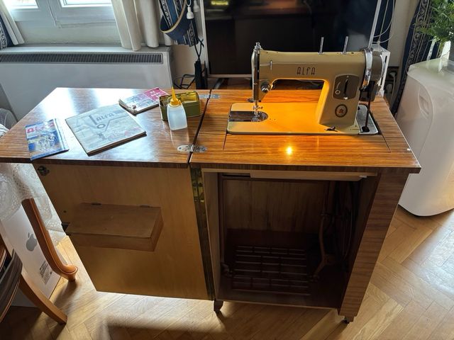 Maquina de Coser Alfa Mod. 65