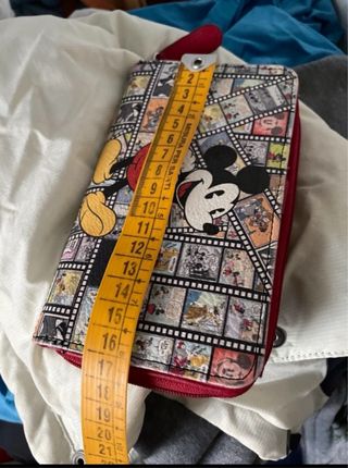 Disney borsa e portafoglio 