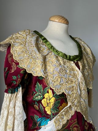 Traje de fallera 