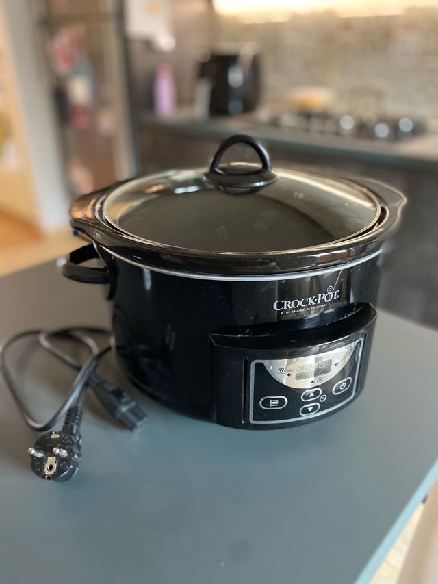 Crock Pot slow cooker