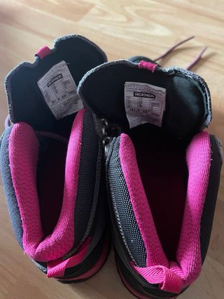 Bota de montaña mujer quechua