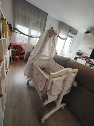 Vendo minicuna de madera