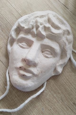 3 rostros griegos de escayola para dibujo, etc
