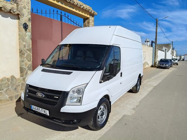 Furgoneta Ford Transit