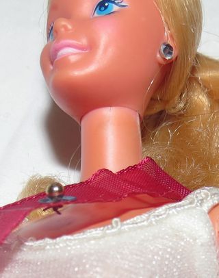 Barbie DOTW England Royal Princess Superstar 1979