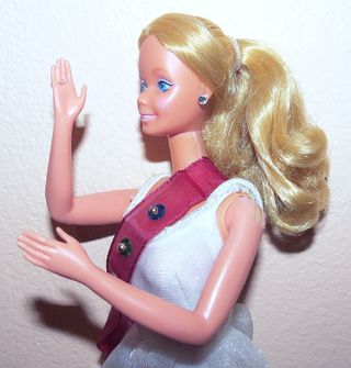 Barbie DOTW England Royal Princess Superstar 1979