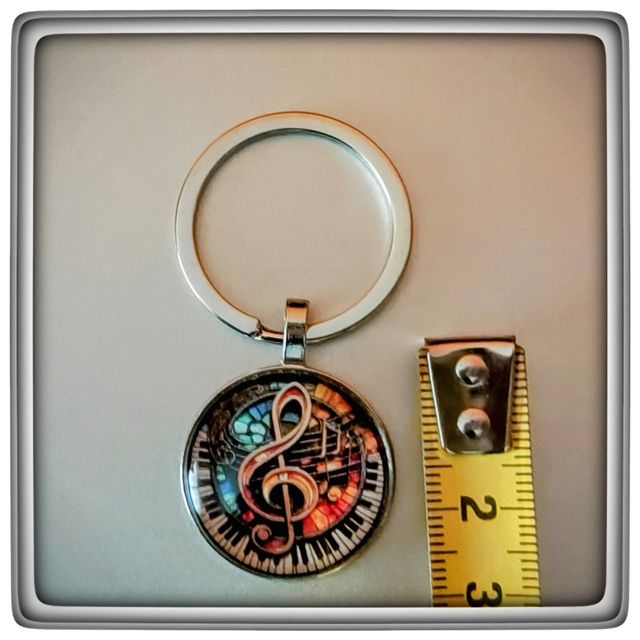 LLAVERO MÚSICA