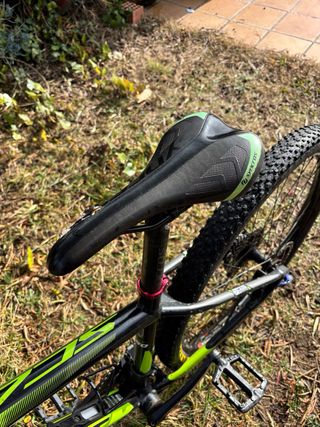 Bicicleta Scott Syncros Scale 750