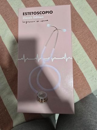 Estetoscopio enfermera en apuros rosa