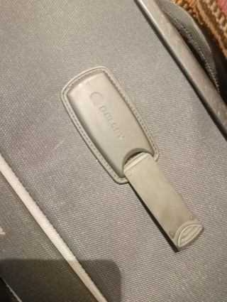 Maletín con ruedas Delsey Impecable