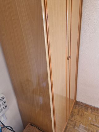 Mueble con cama supletoria