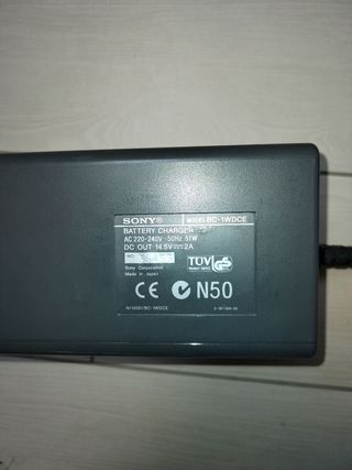 Carica Batterie Sony BC-1WD a 4 vie Battery Charge