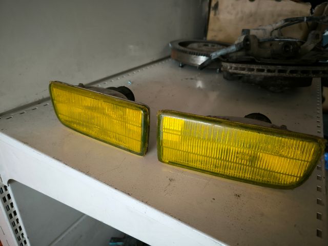 ANTINIEBLAS AMARILLOS E36