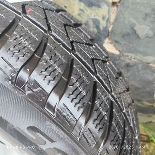 Llantas BMW con neumáticos nuevos