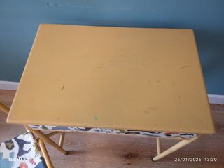 Escritorio y silla infantil