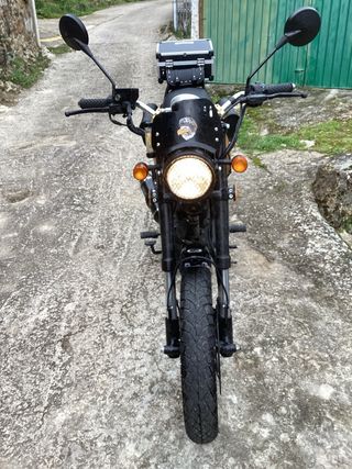 Setter Fenix clasica cafe racer