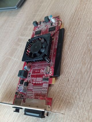Tarjeta gráfica HP HD5450 PCIe 512 