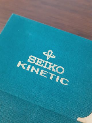 Caja Seiko Kinetic años 90