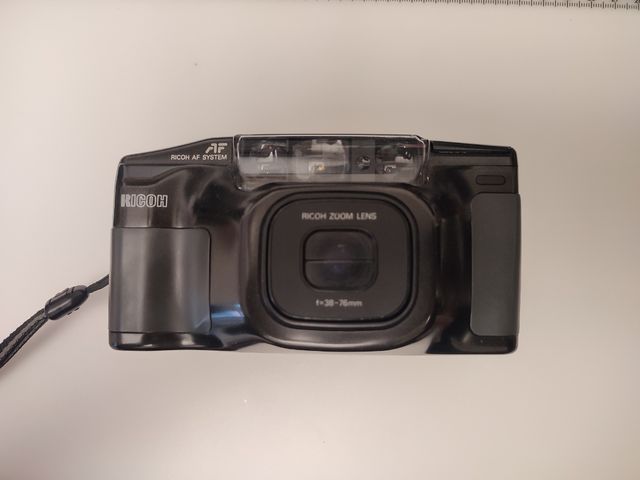 Camara Ricoh RZ-750