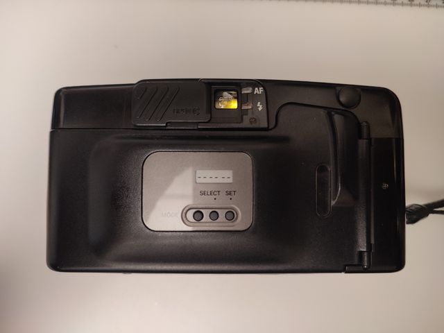 Camara Ricoh RZ-750