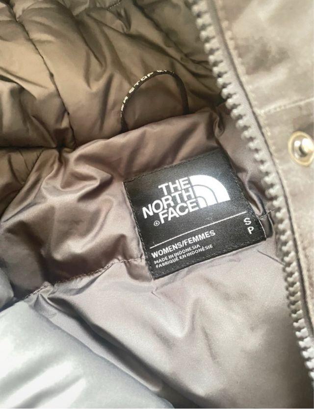 The North Face plumas