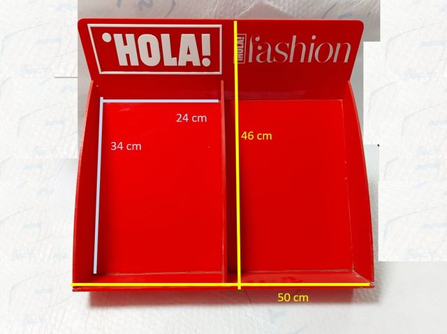 Tres expositores HOLA fashion