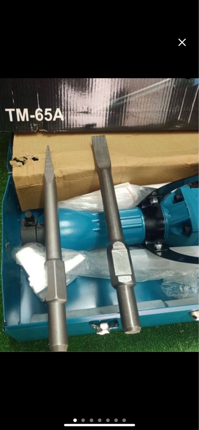 Trapano martello demolitore MAKOTA