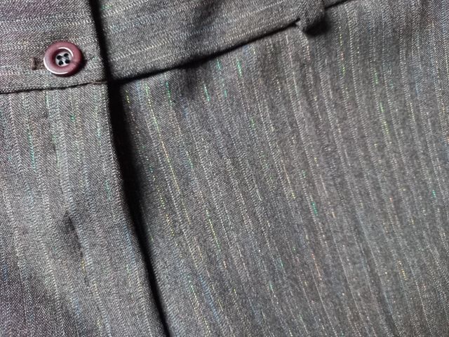 Pantalón gris campana. Talla 36