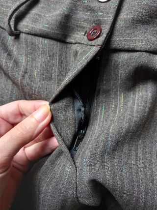 Pantalón gris campana. Talla 36