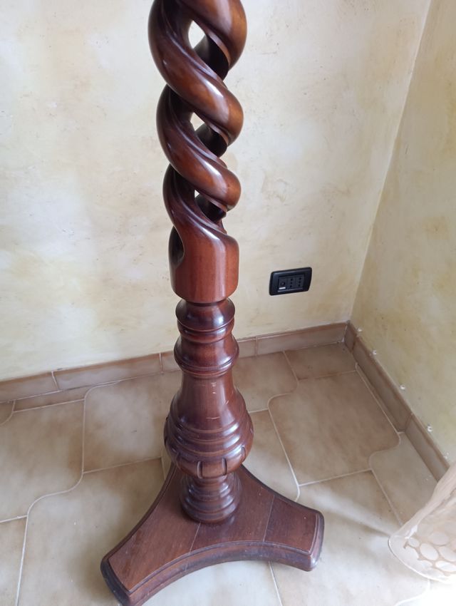 Appendiabiti in Legno a Colonna Vintage Anni ‘80